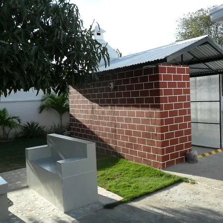 Jasmin\'S Room Rental